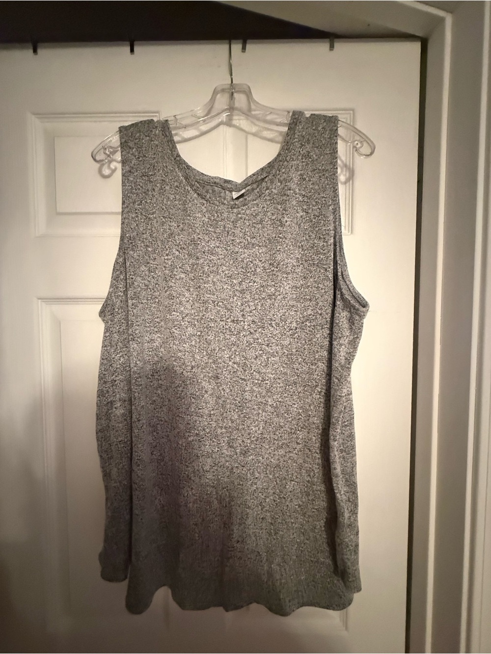 Old Navy Heather Gray Sleeveless Knit Tank